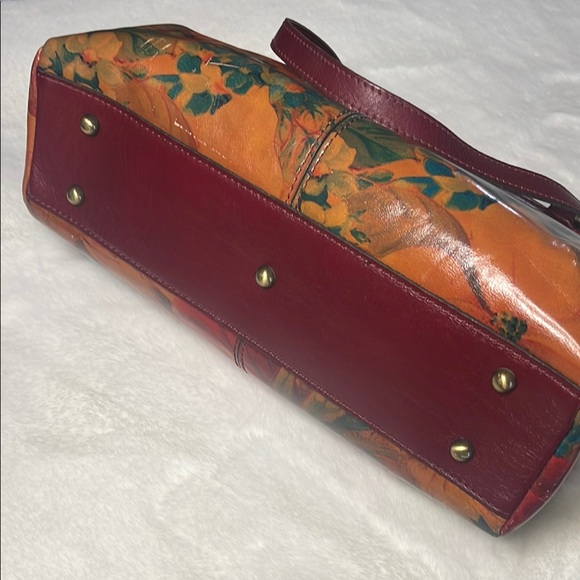 Patricia Nash- Floral Red Leather Tote Bag - Picture 5 of 15